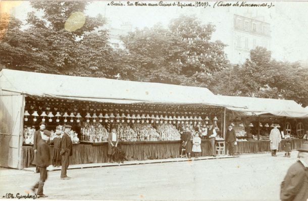 Les loteries de la Foire aux Pains d'épices à Paris, vers 1900