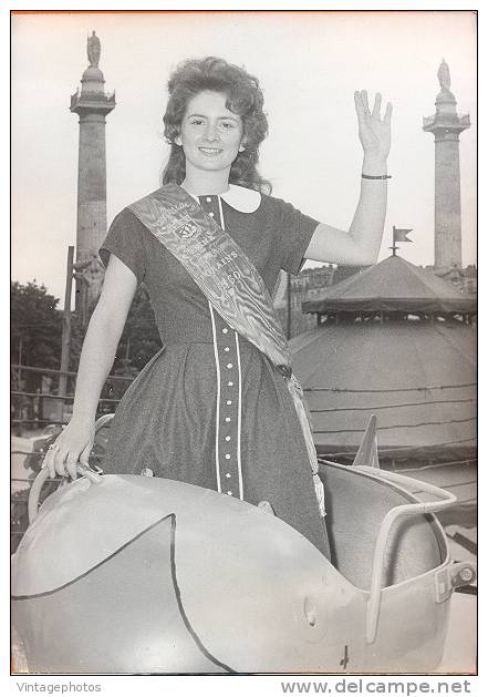 Mlle Jeannette Wallez, 18 ans, Esmeralda Foire du Trône 1960